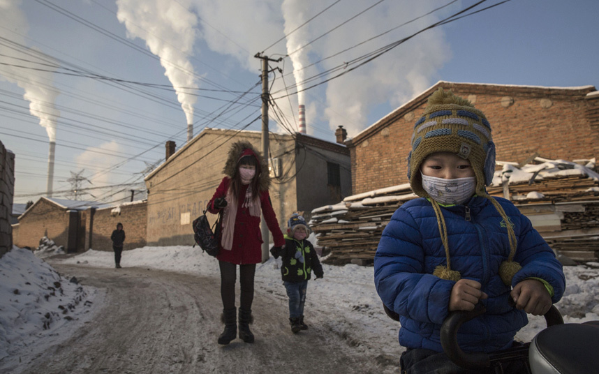 Children must suffer with the pollution from the Changzhi, Shanxi province coal mines